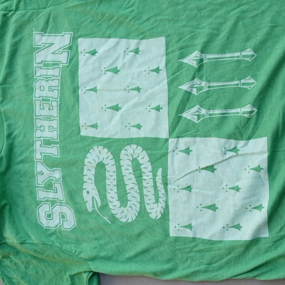 2/$10 Harry Potter Slytherin House Graphic Tee Unisex Sizing - Picture 2 of 5